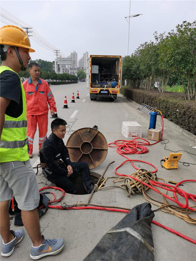 大城翻衬法管道修复技术主要工序